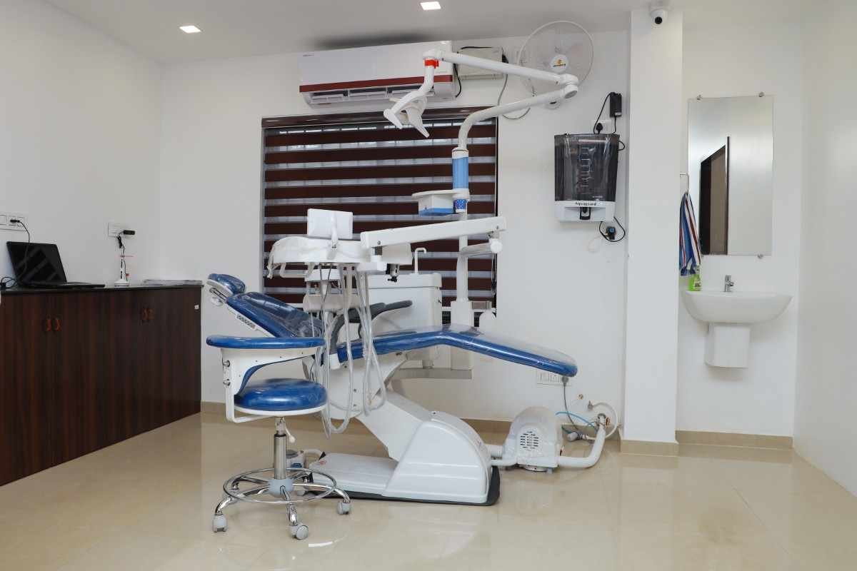 Contact Expert Dental Clinic